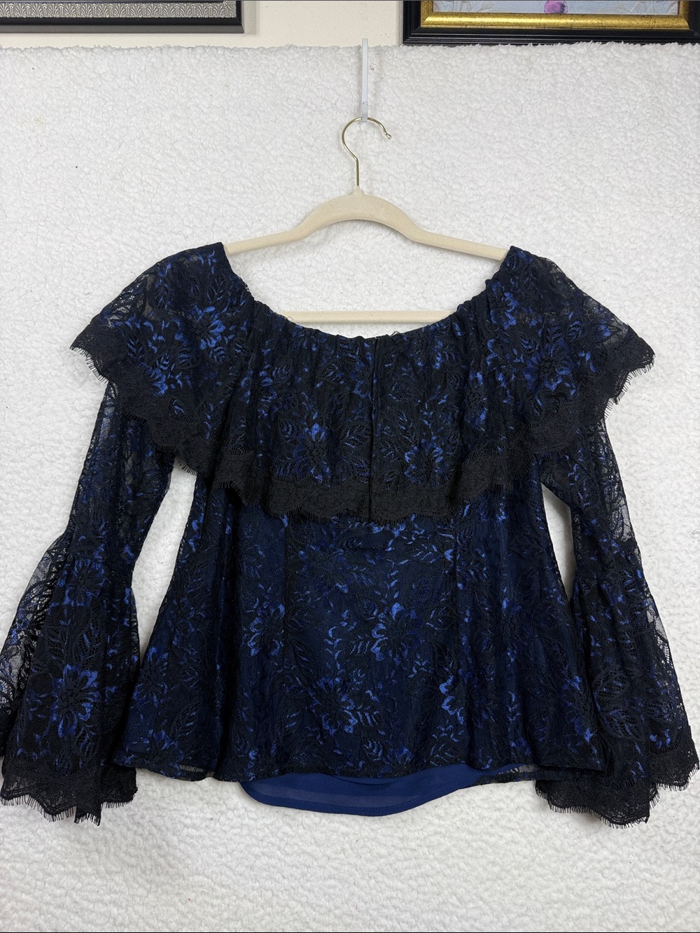 (J1)White House Black Market Off-the-Shoulder Lace and Blue Top 12P,Gothic Style - Picture 14 of 14